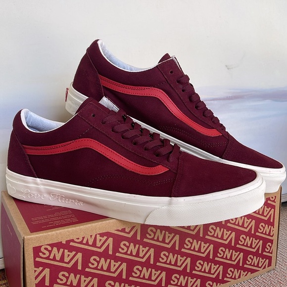 Vans Men’s Old Skool
Secret Lover Port Royale
VN0007NT4QU
Sneakers - Picture 4 of 16